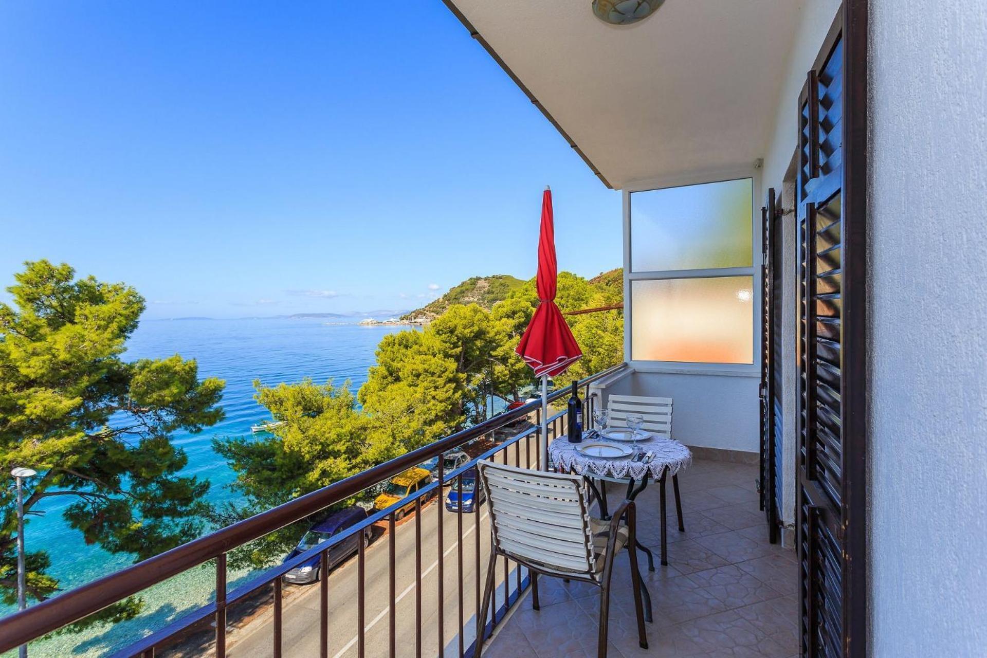 Apartments Verica - 15m from beach Krilo Exterior foto